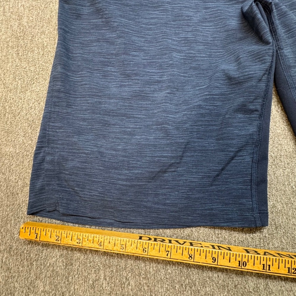 Lululemon T.H.E. Shorts Mens Large Unlined 9.5" Inseam Athletic Gym Training - Picture 6 of 13